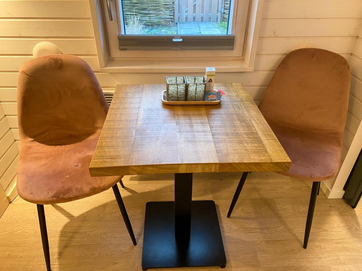 Bed & Wellness Klein Knorrestein With Private Hottub And Sauna And Tandembike Rental Included In Price Almere Bagian luar foto